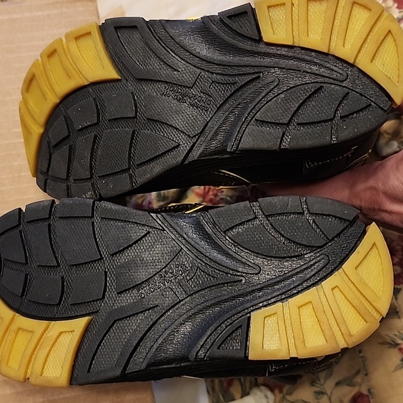 Boys winter boots - Picture 3 of 6